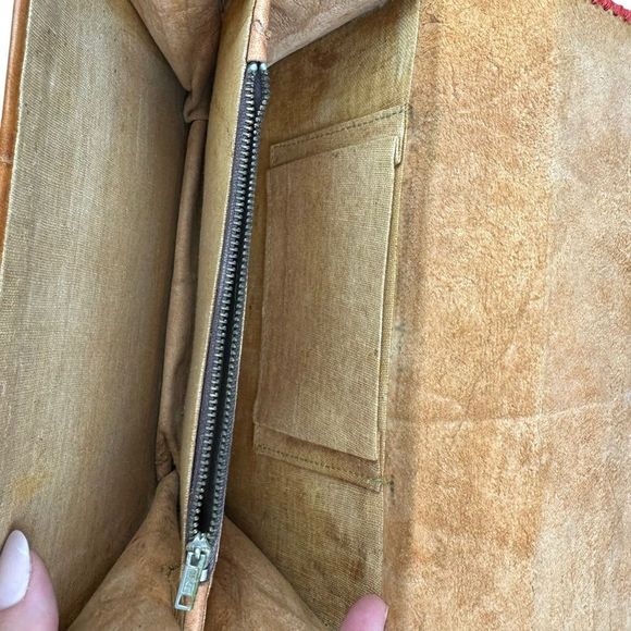 Vintage Hand-tooled Brown Leather Cluth Bag With Tribal Ladies Design - Picture 9 of 11